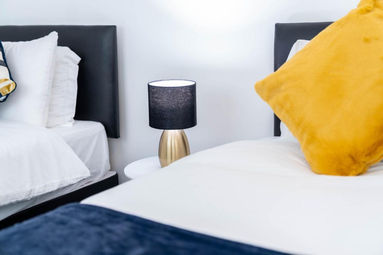 Three Bedroom Apartment- One Choice Stays Serviced Accommodation- Jewellery Quarter Birmingham Zewnętrze zdjęcie