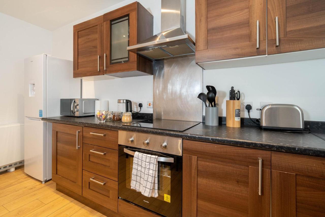 Three Bedroom Apartment- One Choice Stays Serviced Accommodation- Jewellery Quarter Birmingham Zewnętrze zdjęcie