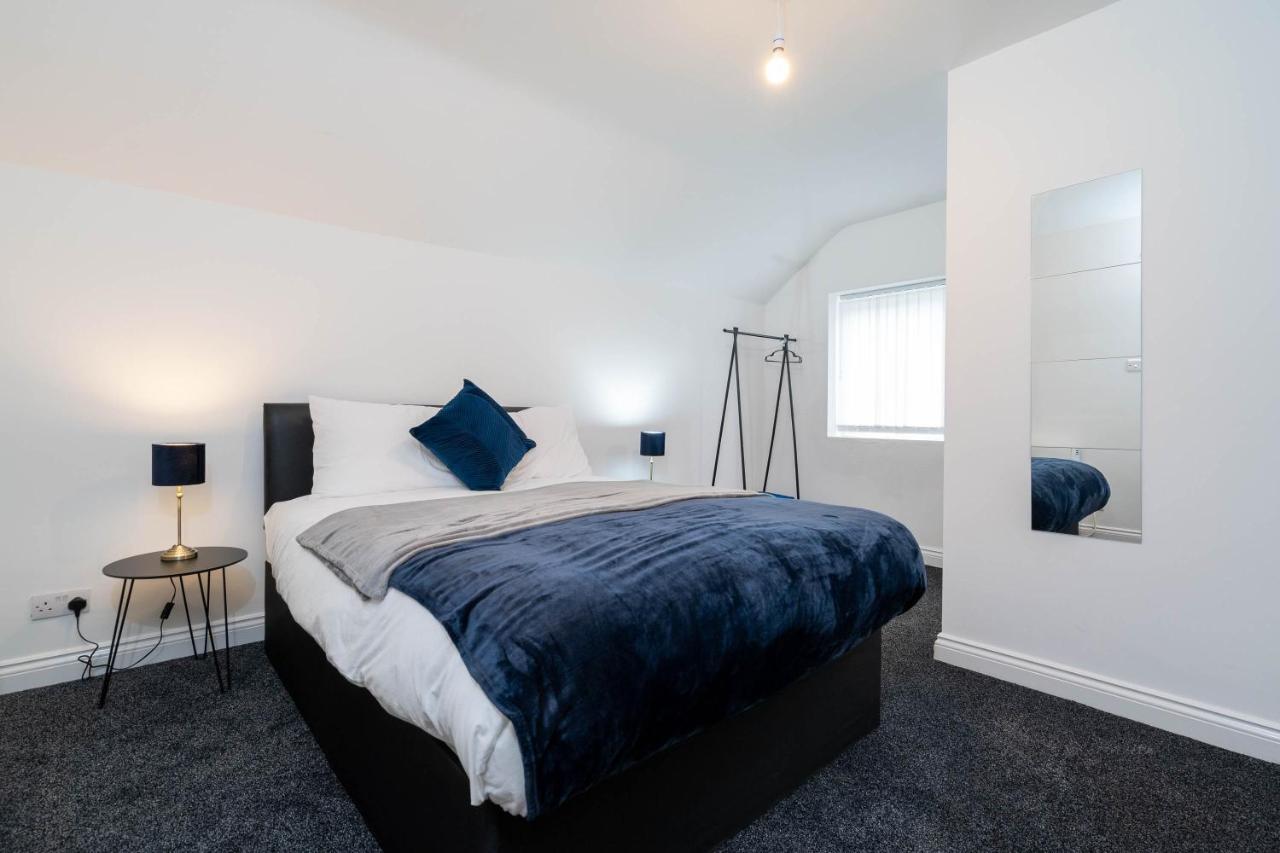 Three Bedroom Apartment- One Choice Stays Serviced Accommodation- Jewellery Quarter Birmingham Zewnętrze zdjęcie