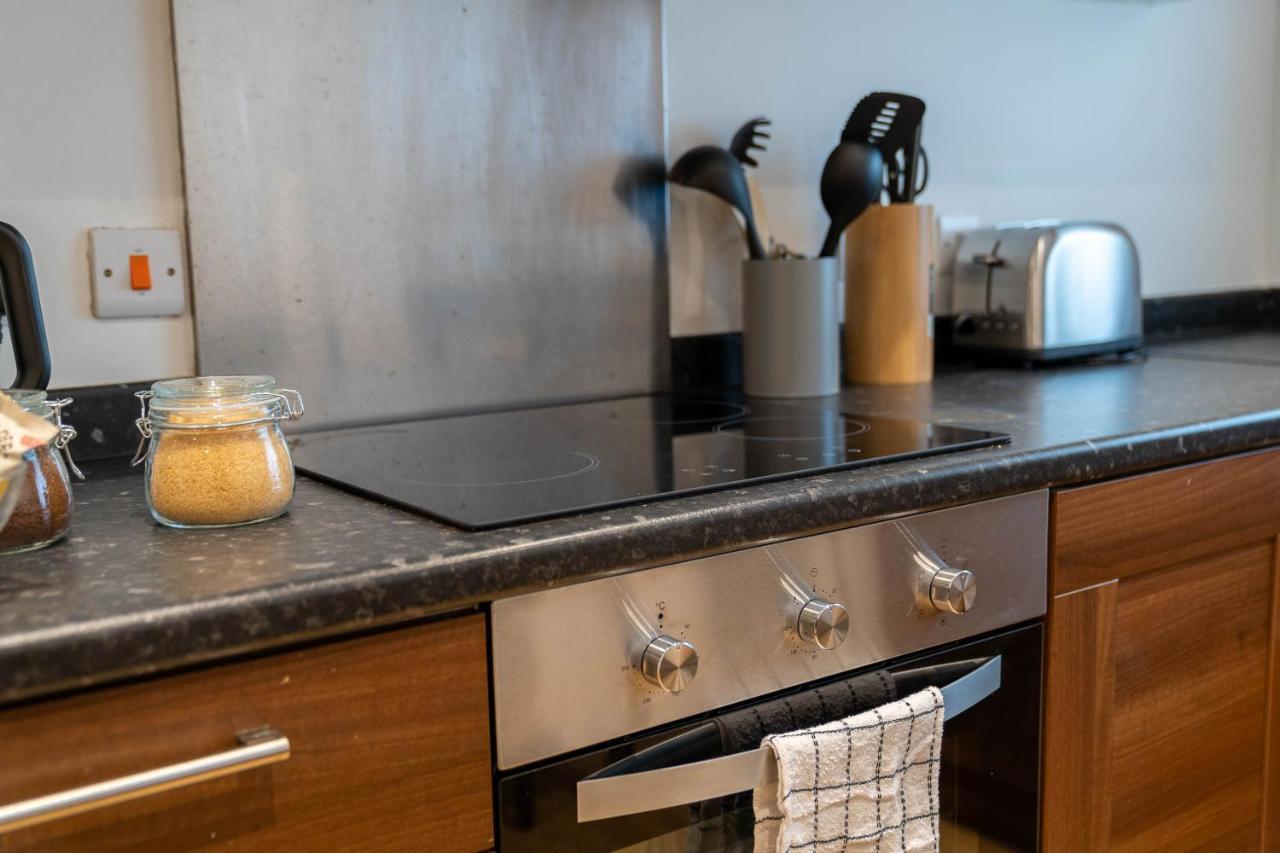 Three Bedroom Apartment- One Choice Stays Serviced Accommodation- Jewellery Quarter Birmingham Zewnętrze zdjęcie