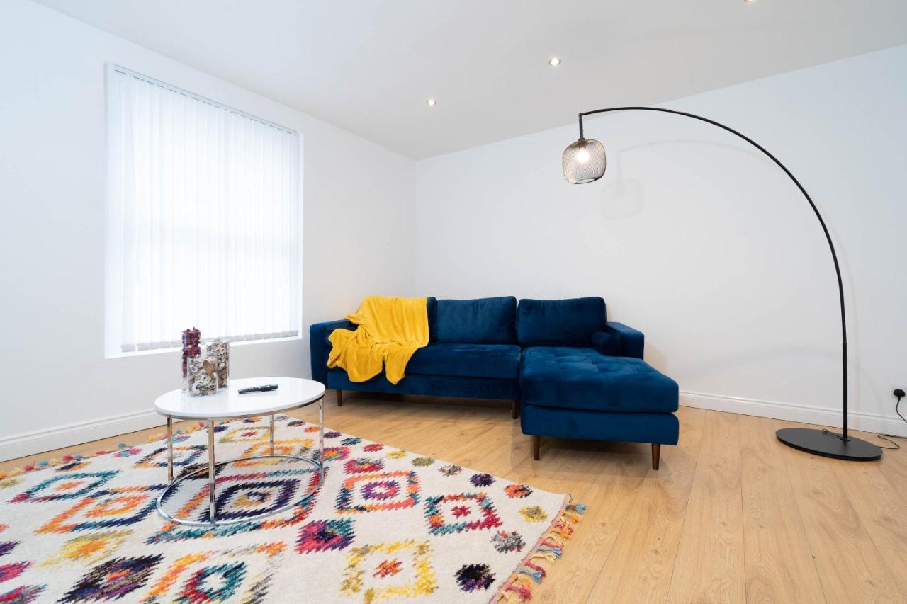 Three Bedroom Apartment- One Choice Stays Serviced Accommodation- Jewellery Quarter Birmingham Zewnętrze zdjęcie